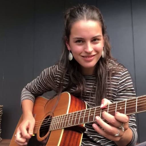 Steph Strings in Birmingham
